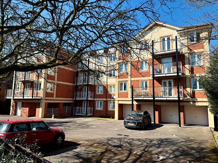 2 Bedroom Flat To Rent In Northlands Road, Southampton, Hampshire, SO15