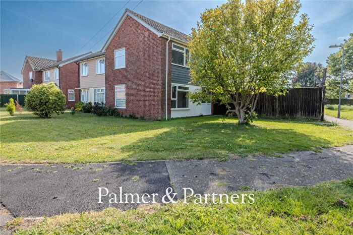 3 Bedroom Semi Detached House For Sale In Quakers Way, Leiston, Suffolk, IP16