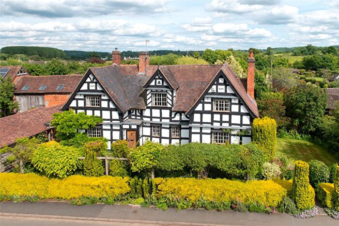 4 Bedroom Detached House For Sale In Bishampton, Pershore, Worcestershire, WR10