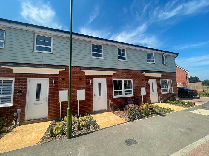 3 Bedroom Property To Rent In Siskin Way, Yapton, Arundel, BN18