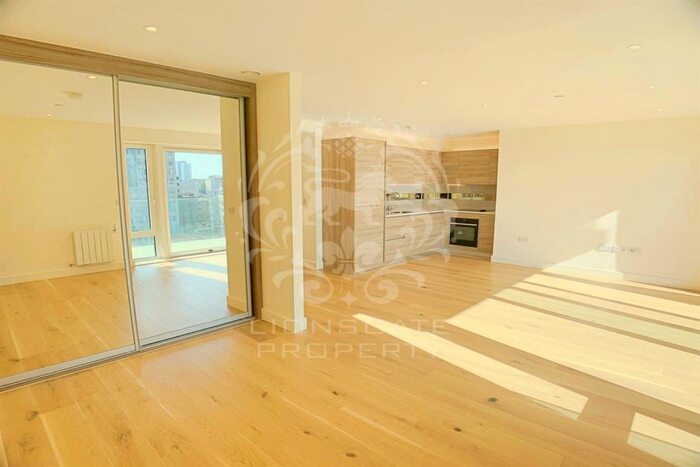 Apartment To Rent In Judde House, Duke Of Wellington Avenue, SE18