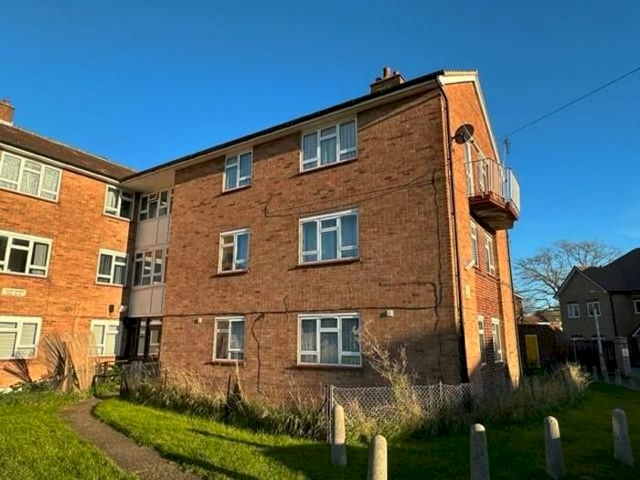 2 Bedroom Property To Rent In Corwell Gardens, Uxbridge, UB8