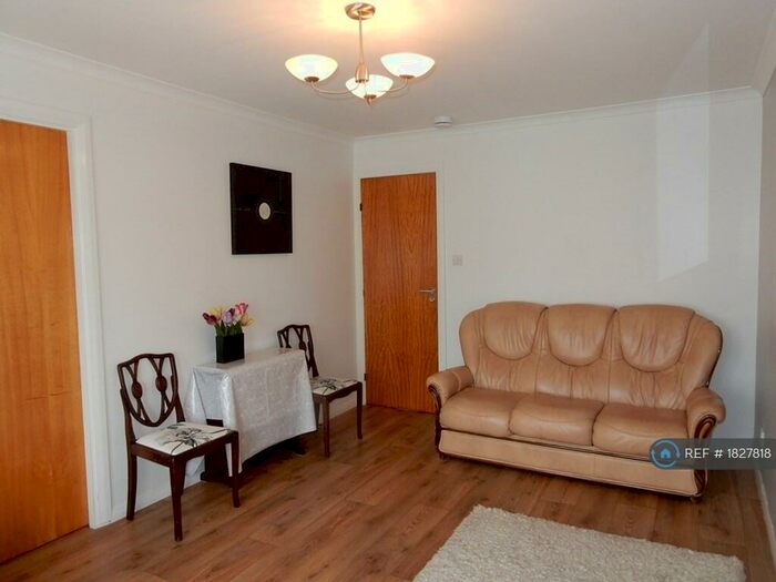 2 Bedroom Maisonette To Rent In Pitmedden Terrace, Aberdeen, AB10