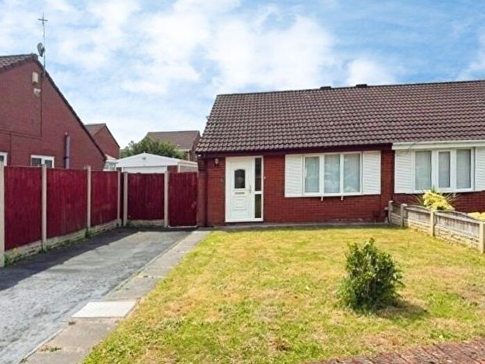2 Bedroom Bungalow To Rent In Cosgrove Close, Liverpool, L6