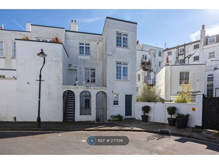 2 Bedroom Maisonette To Rent In Rock Grove, Brighton, BN2