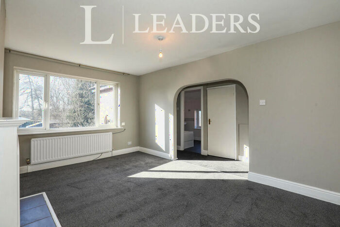 2 Bedroom Flat To Rent In Uttoxeter Road, Blythe Bridge, ST11