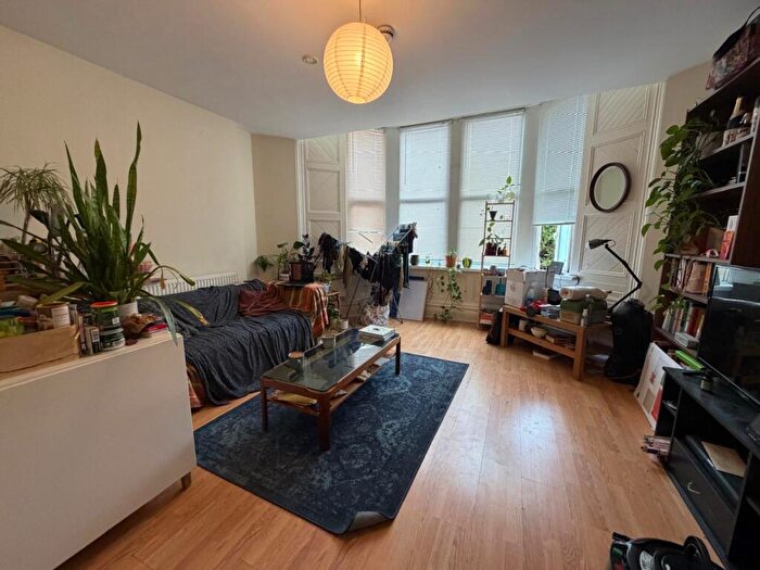 1 Bedroom Flat To Rent In Marlborough Road, Penylan, CF23