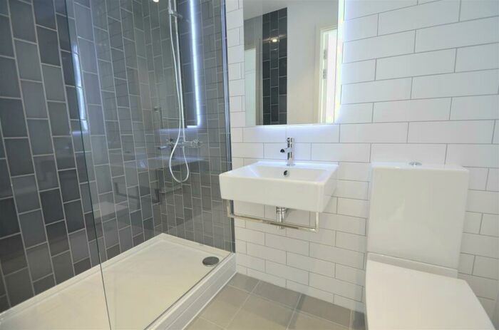 2 Bedroom Flat To Rent In Commodore House, Admiralty Avenue, E16