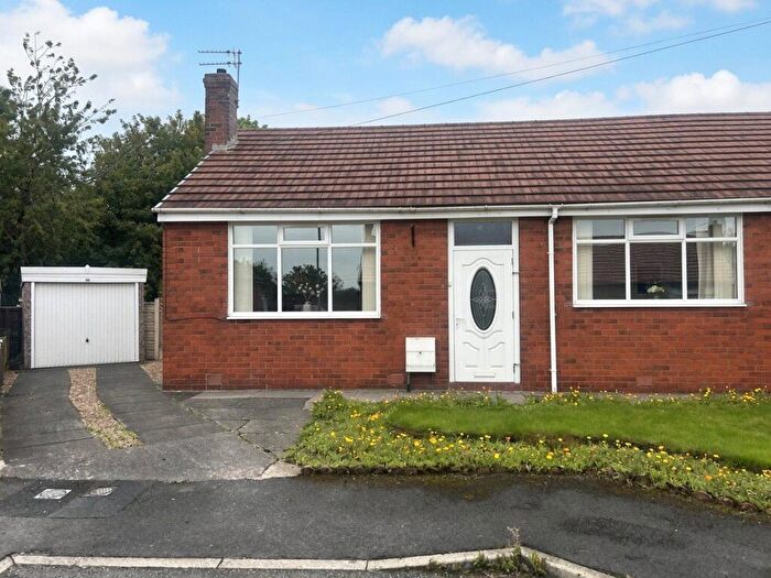 2 Bedroom Semi-Detached Bungalow For Sale In Coniston Close, Chadderton, Oldham, Greater Manchester, OL9