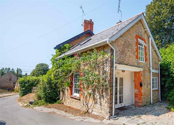 2 Bedroom Detached House For Sale In West Milton, Bridport, DT6