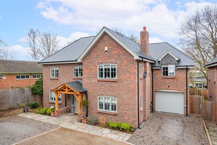5 Bedroom Detached House For Sale In Cow Lane, Bramcote, Nottingham, NG9