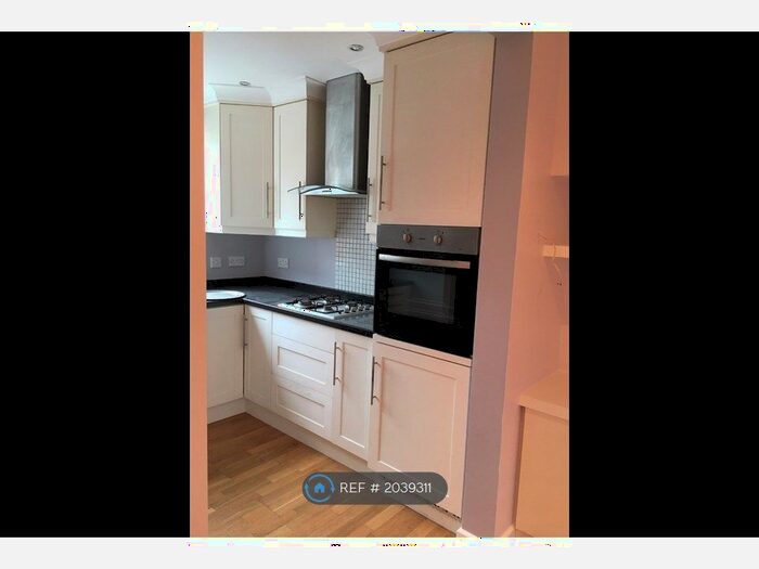 2 Bedroom Terraced House To Rent In Ravensworth Road, London, SE9