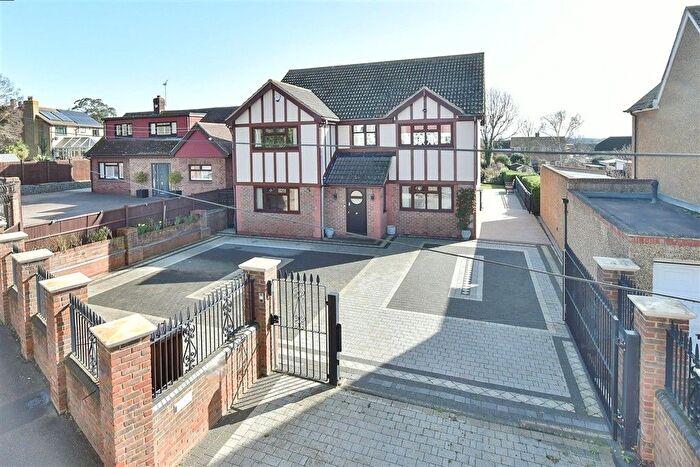 5 Bedroom Detached House For Sale In Minster Road, Minster On Sea, Sheerness, Kent, ME12