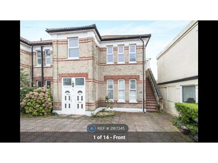 3 Bedroom Flat To Rent In Southcote Road, Bournemouth, BH1