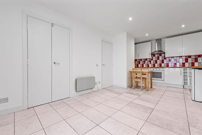 1 Bedroom Flat For Sale In Fairfield Road, Bow Quarter, E3