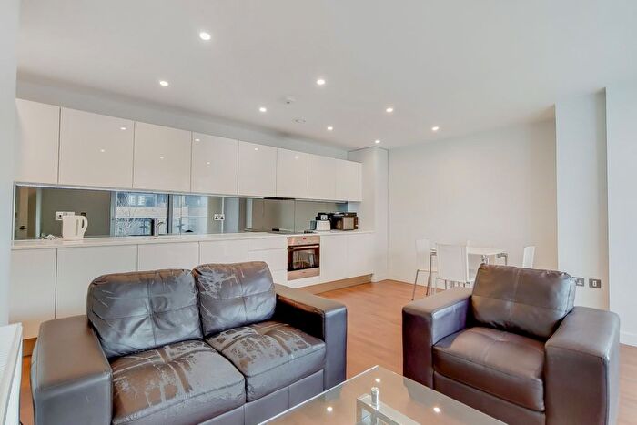 2 Bedroom Flat For Sale In Knights Tower, Wharf Street London, SE8