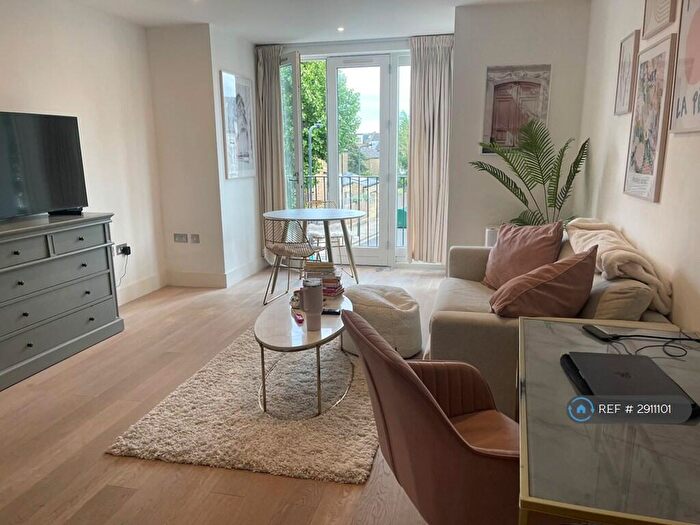 1 Bedroom Flat To Rent In Chevening Road, London, NW6