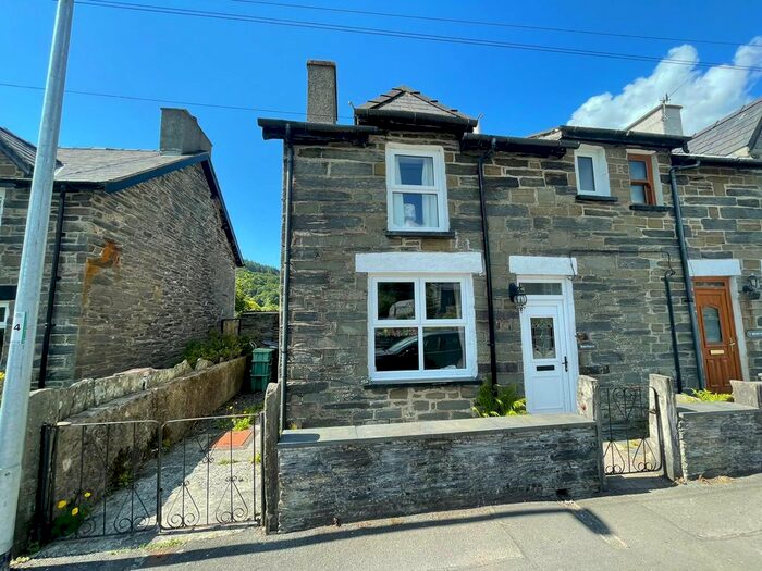 2 Bedroom Semi-Detached House To Rent In Church Street, Dolwyddelan, LL25