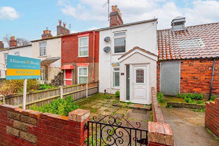 2 Bedroom Terraced House For Sale In Mill Road, Great Yarmouth, NR31