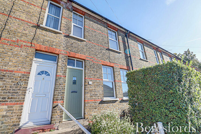 2 Bedroom Terraced House For Sale In Western Road, Brentwood, CM14