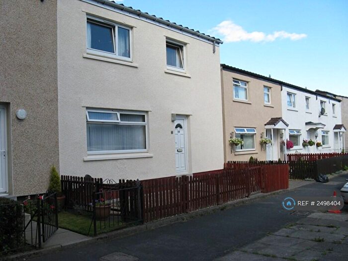 4 Bedroom Terraced House To Rent In Maclean Square, Glasgow, G51