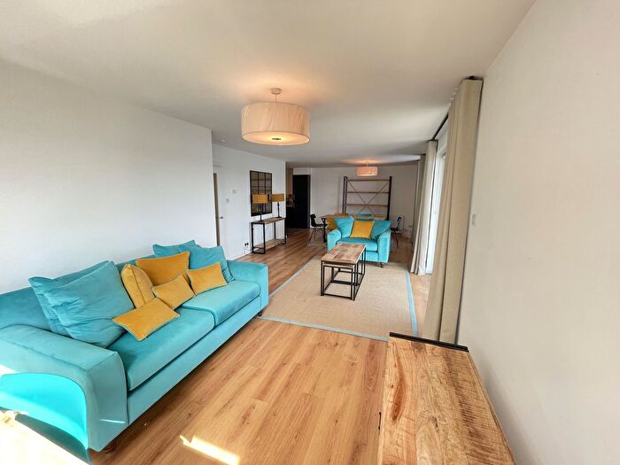 2 Bedroom Flat To Rent In West Victoria Dock Road, Unicorn Court, DD1