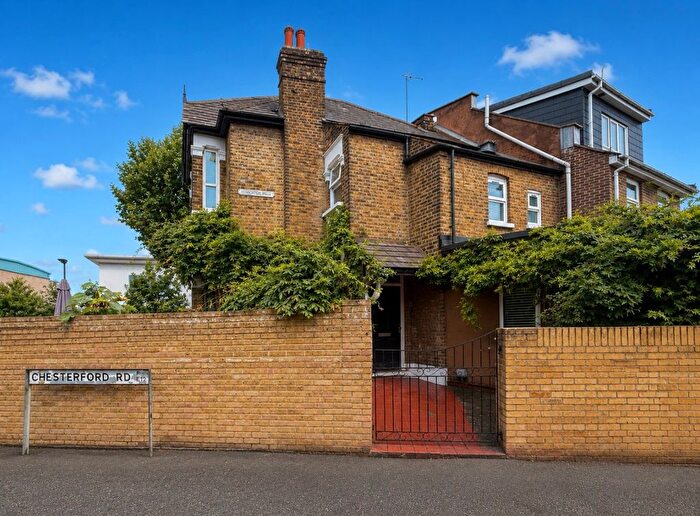 2 Bedroom Flat To Rent In Chesterford Road, London, E12