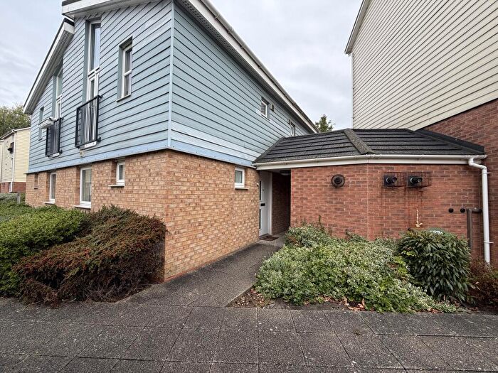 1 Bedroom Flat To Rent In Follager Road, Rugby, CV21