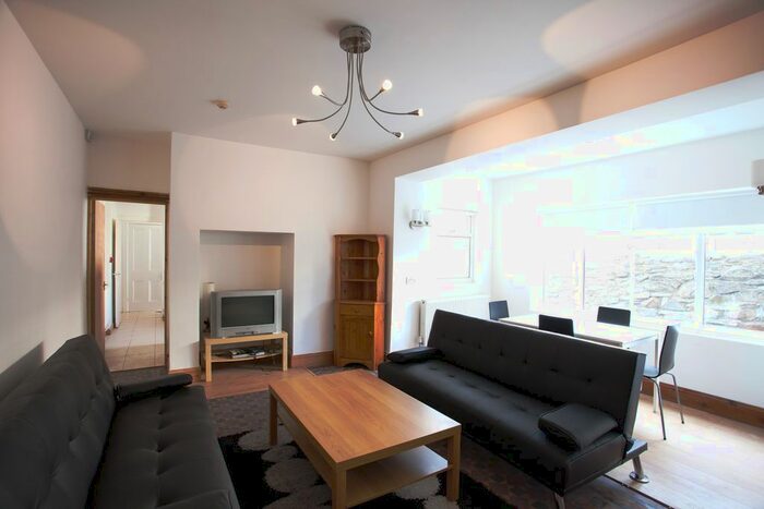 6 Bedroom Terraced House To Rent In Hendy Street, Roath, Cardiff, CF23