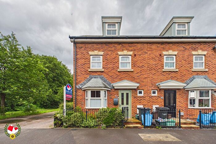 4 Bedroom Semi Detached House For Sale In Rudloe Drive Kingsway, Quedgeley, Gloucester, GL2