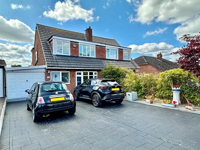 3 Bedroom Semi-Detached House For Sale In Lynton Drive, High Lane, Stockport, SK6