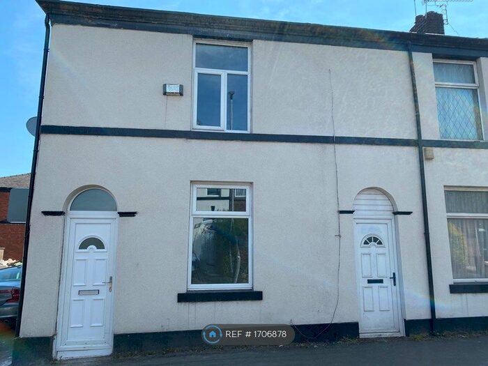2 Bedroom Terraced House To Rent In Ainsworth Road, Bury, BL8