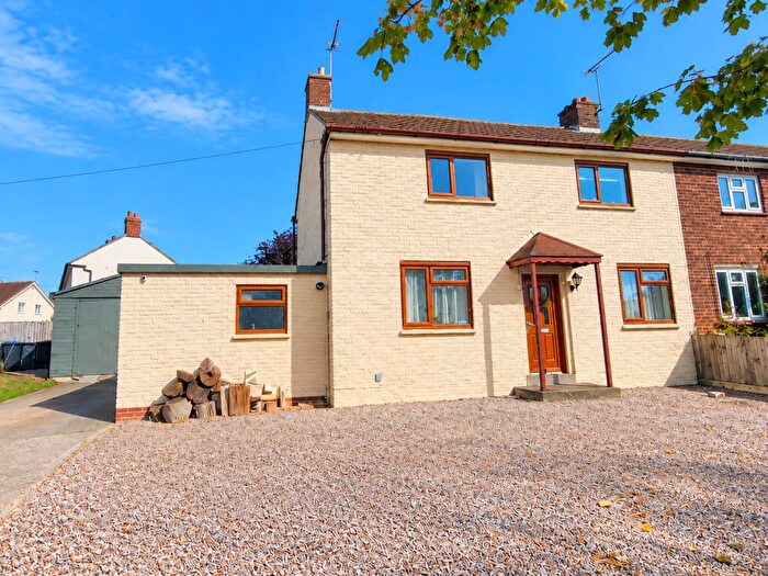 3 Bedroom Semi Detached House For Sale In Kirby Rise, Barham, Suffolk, IP6