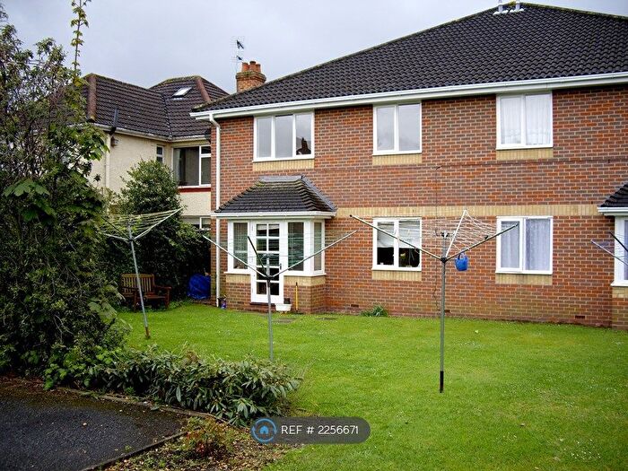 1 Bedroom Flat To Rent In Alexander Court, Southampton, SO19