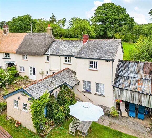3 Bedroom Semi Detached House For Sale In Dunsford, Exeter, EX6