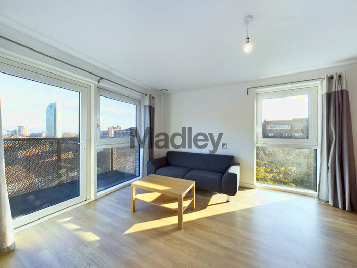 2 Bedroom Flat To Rent In Naomi Street, London, SE8