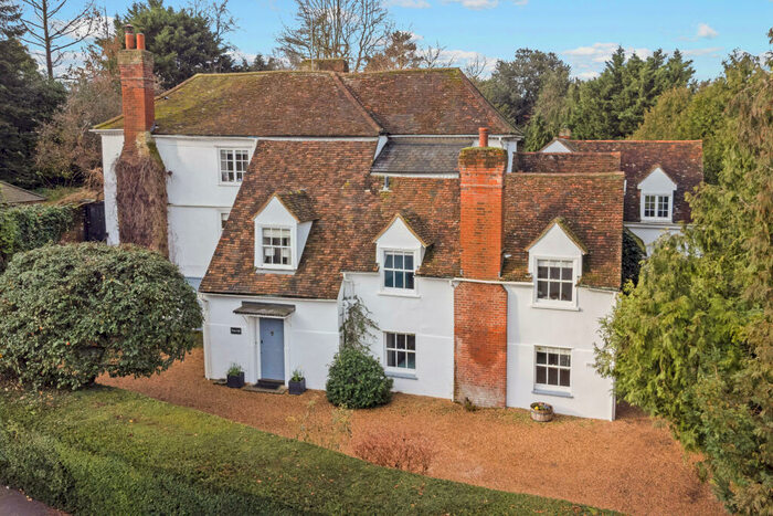 5 Bedroom Detached House For Sale In Hertingfordbury Road, Hertford, SG14