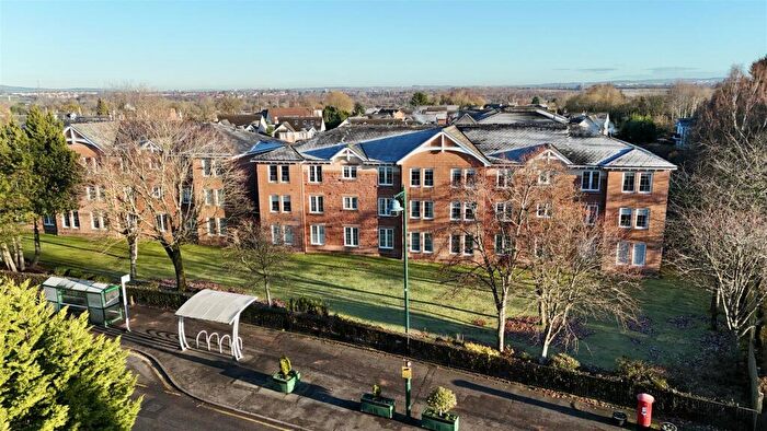 2 Bedroom Flat For Sale In Old Station Court, Bothwell, G71