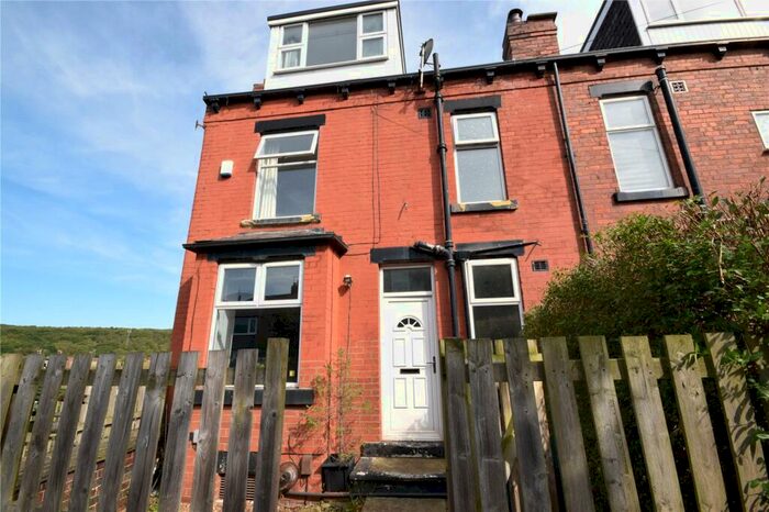 2 Bedroom Terraced House To Rent In Woodville Grove, Horsforth, Leeds, LS18