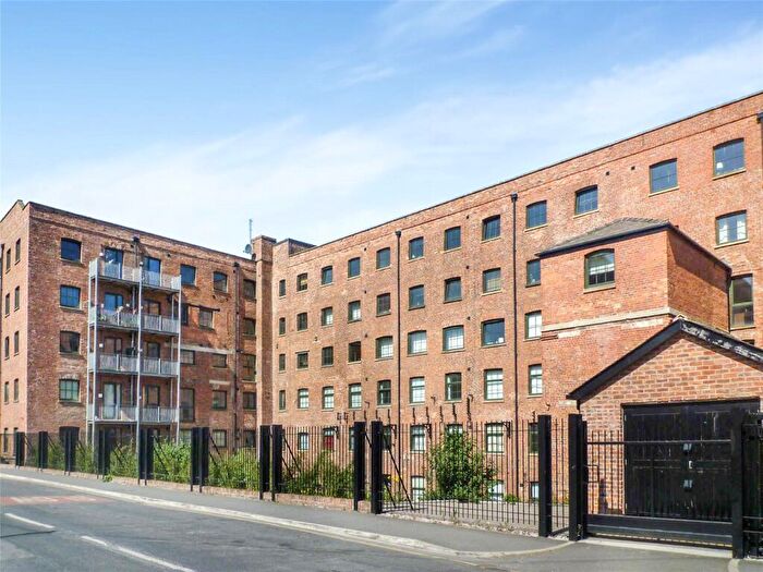 1 Bedroom Flat To Rent In Macintosh Mills, Cambridge Street, Manchester, Greater Manchester, M1