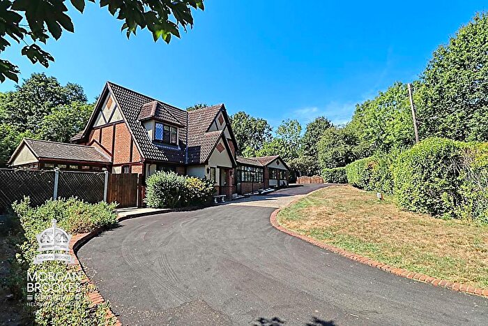 4 Bedroom Detached House For Sale In Kingston Hill, Langdon Hills, SS16
