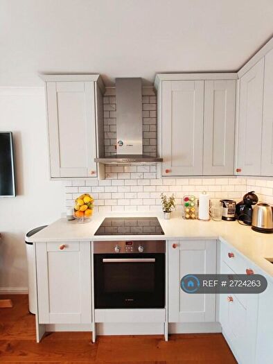 2 Bedroom Flat To Rent In Cambridge, Cambridge, CB4