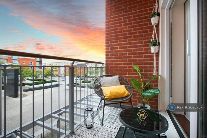 1 Bedroom Flat To Rent In Merrick House, Reading, RG2