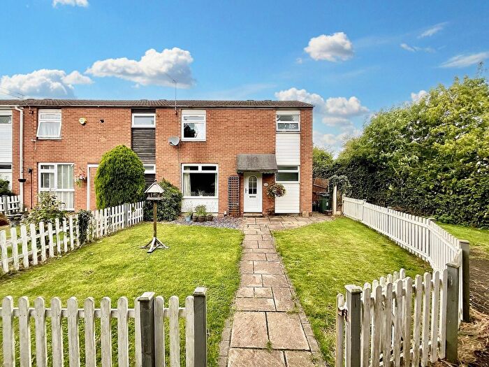 3 Bedroom Terraced House For Sale In Longhope Drive, Stone, ST15