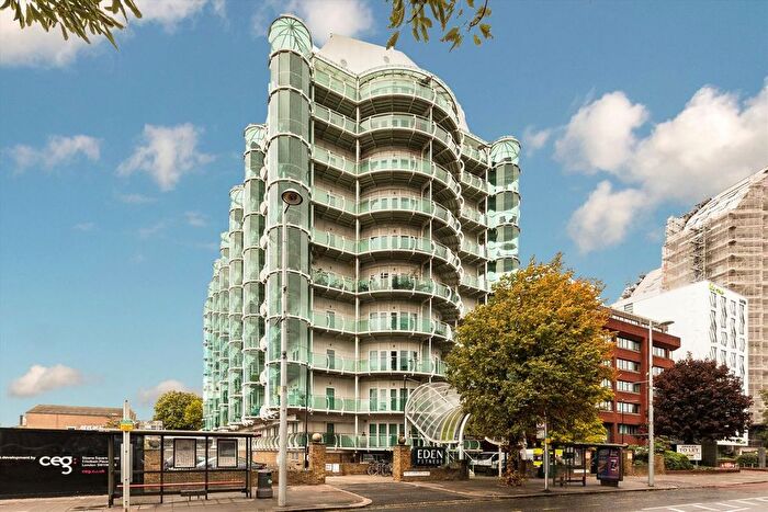 1 Bedroom Flat To Rent In Uxbridge Road, Ealing, W5