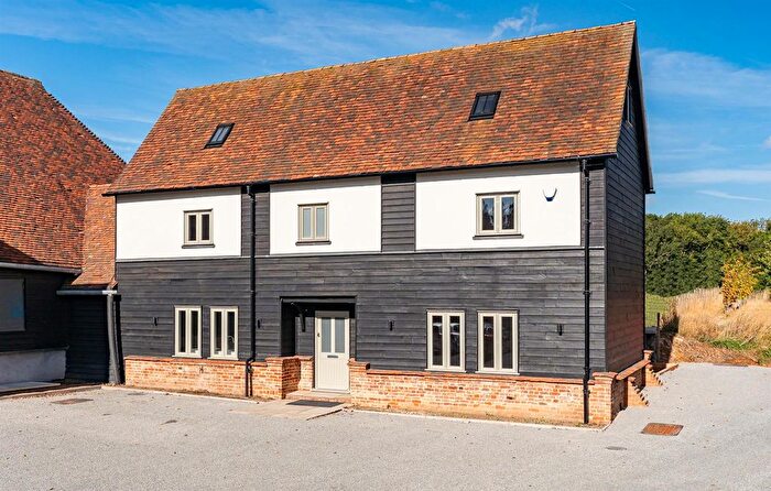 4 Bedroom Barn Conversion For Sale In Parsonage Barns, Forest Hall Road, CM24