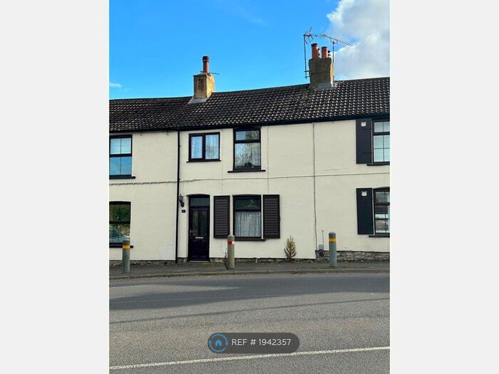 2 Bedroom Bungalow To Rent In Church Hill, Leeds, LS25