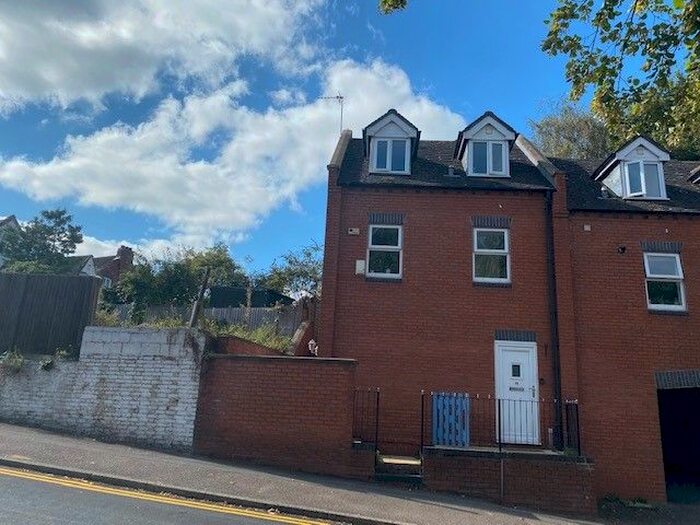2 Bedroom Town House To Rent In George Lane, Lichfield, Staffordshire, WS13