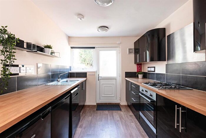 4 Bedroom House To Rent In Coxley Drive, Bath, BA1