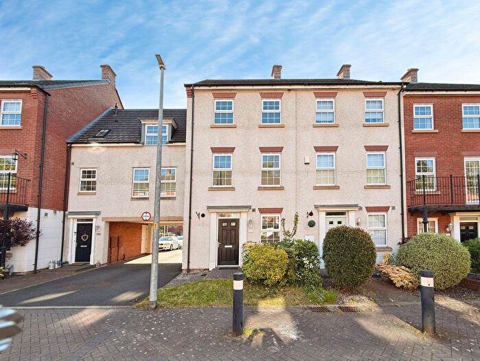 3 Bedroom Terraced House For Sale In The Dingle, Doseley, TF4